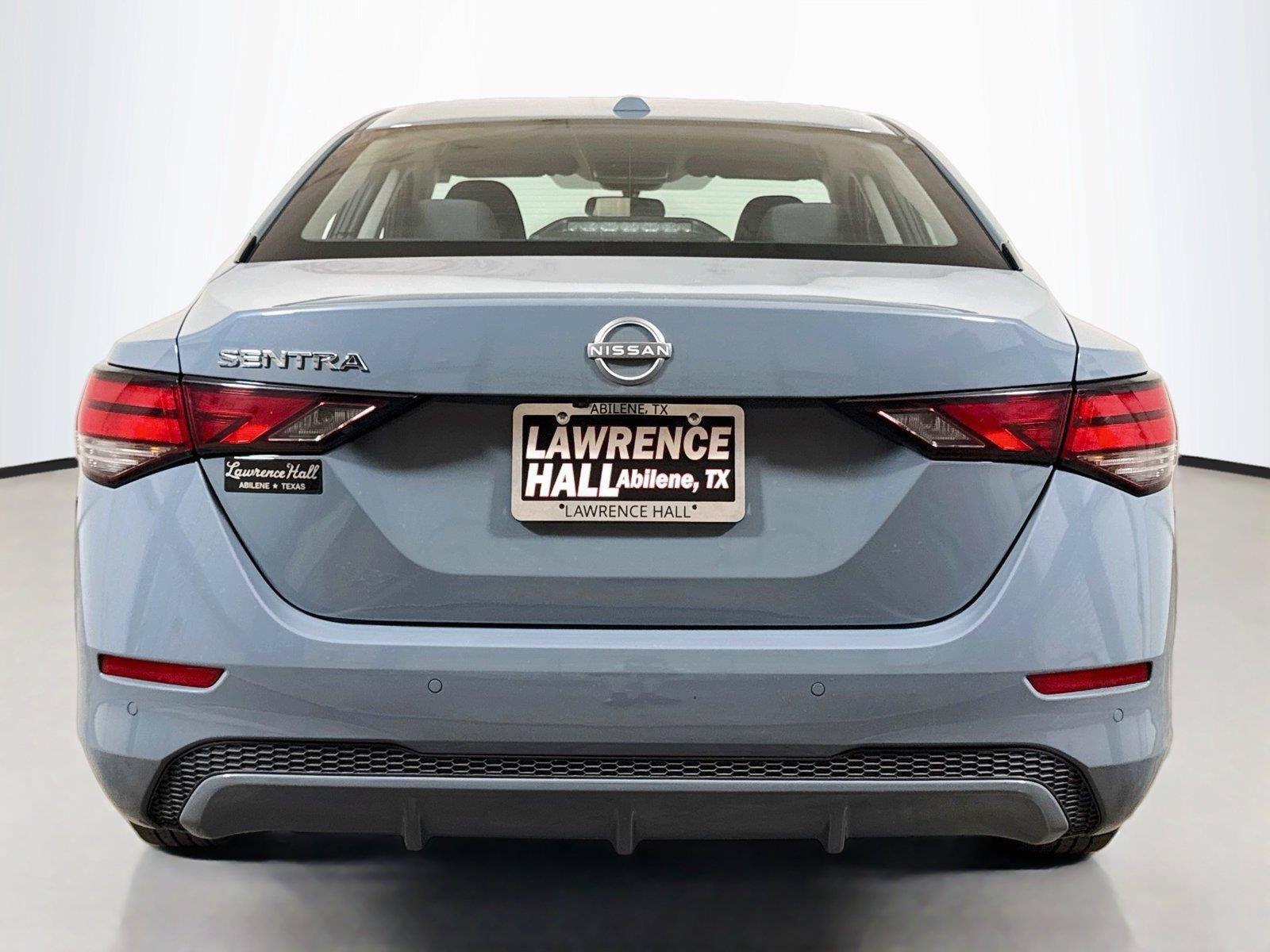 Used 2025 Nissan Sentra SV FWD image 5