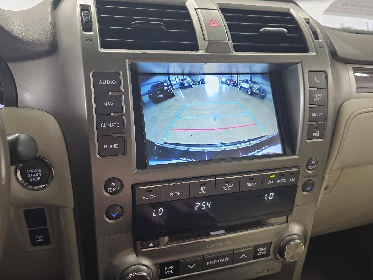 Used 2017 Lexus GX 460 Premium AWD/4WD image 17