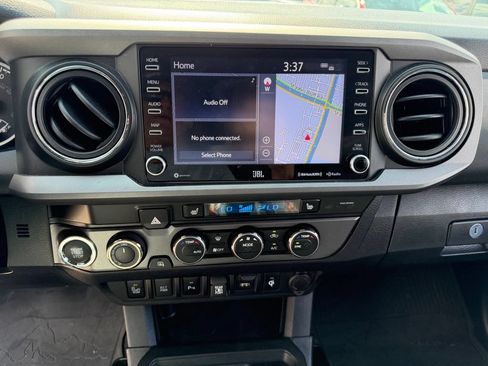 Used 2022 Toyota Tacoma TRD Pro AWD/4WD image 26