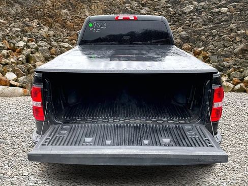 Used 2017 GMC Sierra 1500 Base w/ Elevation Edition image 15