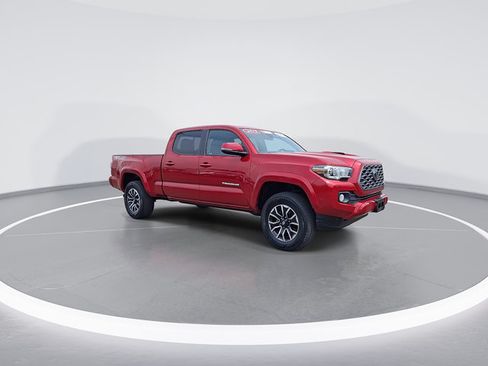 Certified 2023 Toyota Tacoma TRD Sport AWD/4WD image 3