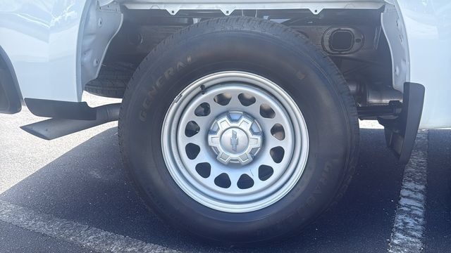 Used 2023 Chevrolet Silverado 1500 W/T RWD image 9