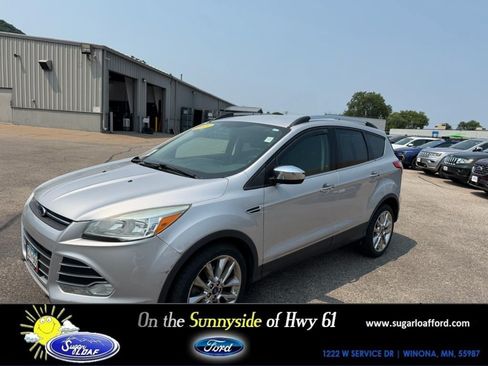 Used 2015 Ford Escape SE w/ SE Chrome Package FWD image 1