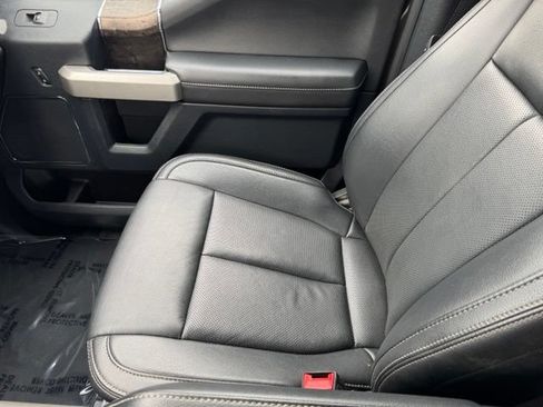 Used 2022 Ford F350 Lariat w/ Lariat Ultimate Package AWD/4WD image 26