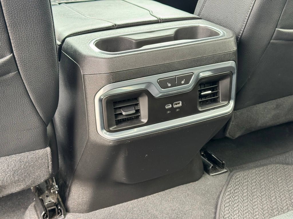 Used 2024 GMC Sierra 1500 Denali w/ Technology Package AWD/4WD image 24