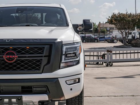 Used 2024 Nissan Titan PRO-4X w/ Pro-4x Convenience Package image 55