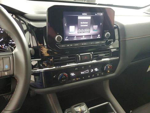 New 2025 Nissan Pathfinder Rock Creek image 16