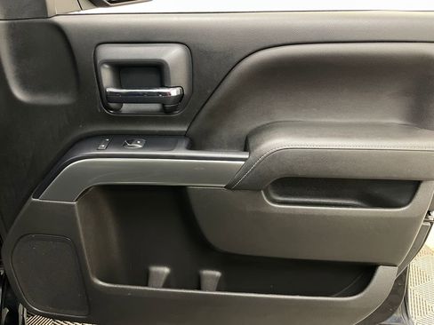 Used 2018 Chevrolet Silverado 1500 LT w/ All Star Edition image 37