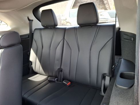 Used 2023 Acura MDX SH-AWD w/ Technology Package image 10