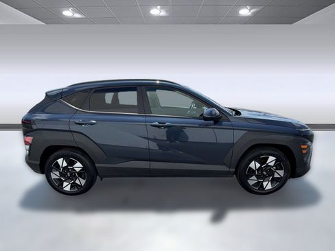 Used 2025 Hyundai Kona SEL FWD image 7