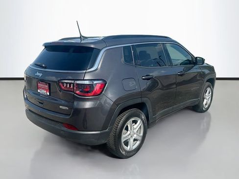 Used 2023 Jeep Compass Latitude AWD/4WD image 6