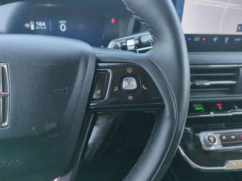 Used 2025 Lincoln Corsair AWD w/ Equipment Group 101A image 28