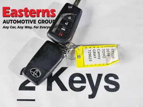 Used 2019 Toyota Camry LE FWD image 24