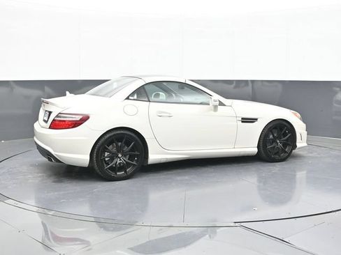 Used 2013 Mercedes-Benz SLK 350 image 15