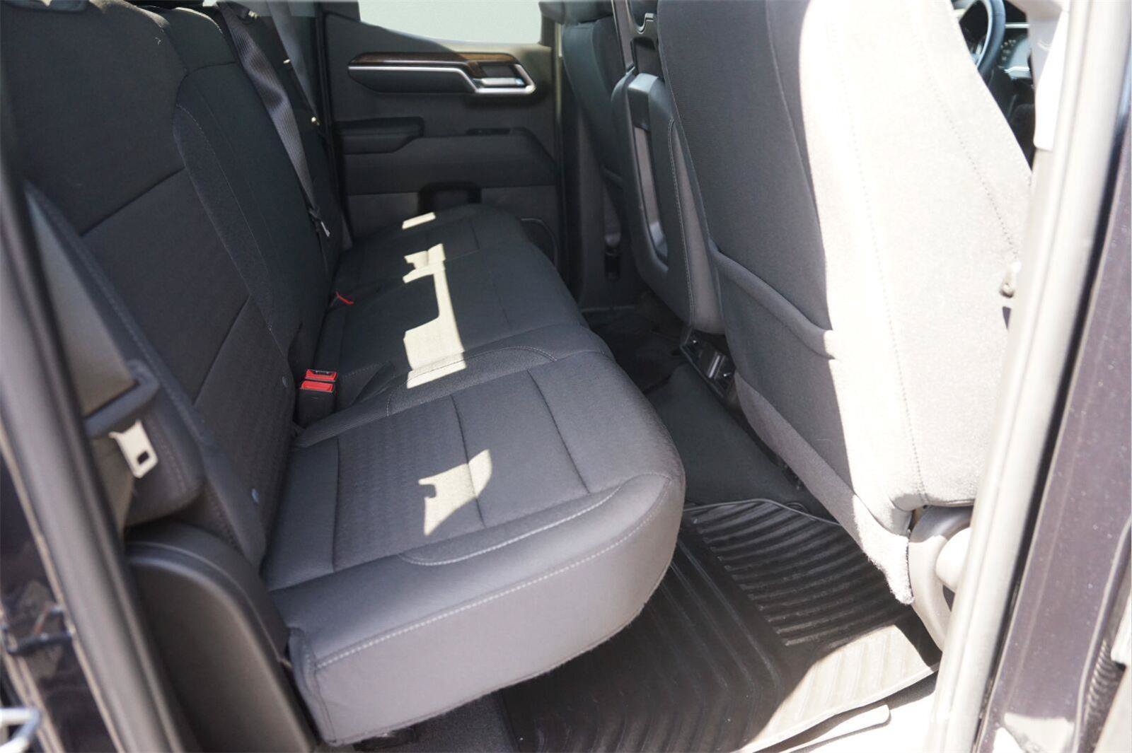 Used 2024 GMC Sierra 1500 Elevation RWD image 15