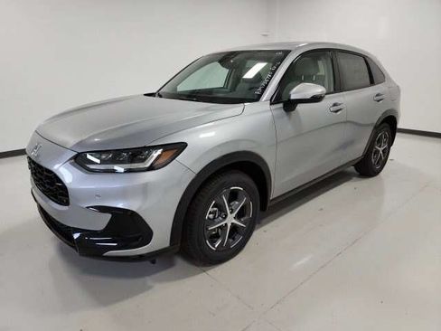Used 2024 Honda HR-V EX-L image 3