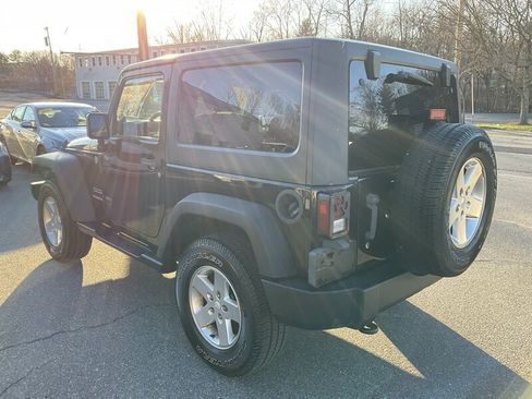 Used 2012 Jeep Wrangler Sport AWD/4WD image 7