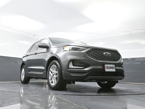 Used 2024 Ford Edge SEL image 54