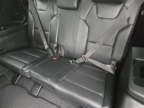 Certified 2022 Kia Telluride SX w/ SX Prestige Package image 31