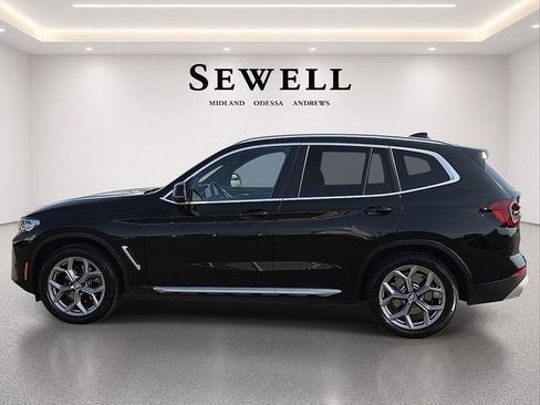 Used 2024 BMW X3 xDrive30i w/ Premium Package w/ZPA AWD/4WD image 2