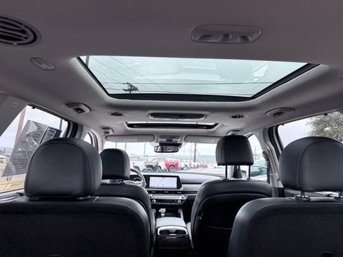 Used 2024 Kia Telluride SX w/ Towing Package image 26