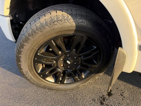 Used 2011 Ford F150 Platinum image 51