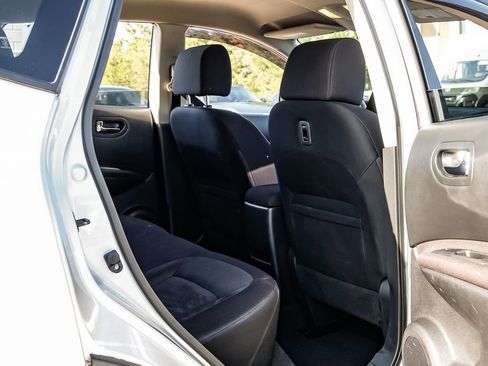 Used 2015 Nissan Rogue S w/ Convenience Package image 36