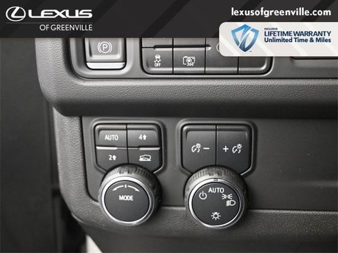 Used 2023 Chevrolet Tahoe RST w/ Luxury Package image 15