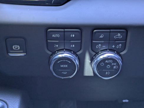 Certified 2025 GMC Sierra 1500 Denali AWD/4WD image 13
