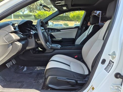 Used 2018 Honda Civic EX image 16