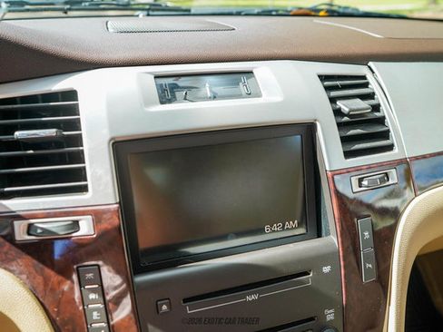 Used 2009 Cadillac Escalade AWD image 39