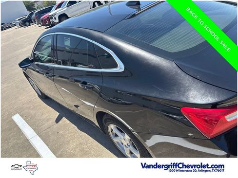 Used 2016 Chevrolet Malibu LS FWD image 11