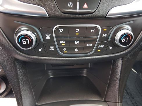 Used 2024 Chevrolet Equinox LT w/ LPO, Floor Liner Package FWD image 22