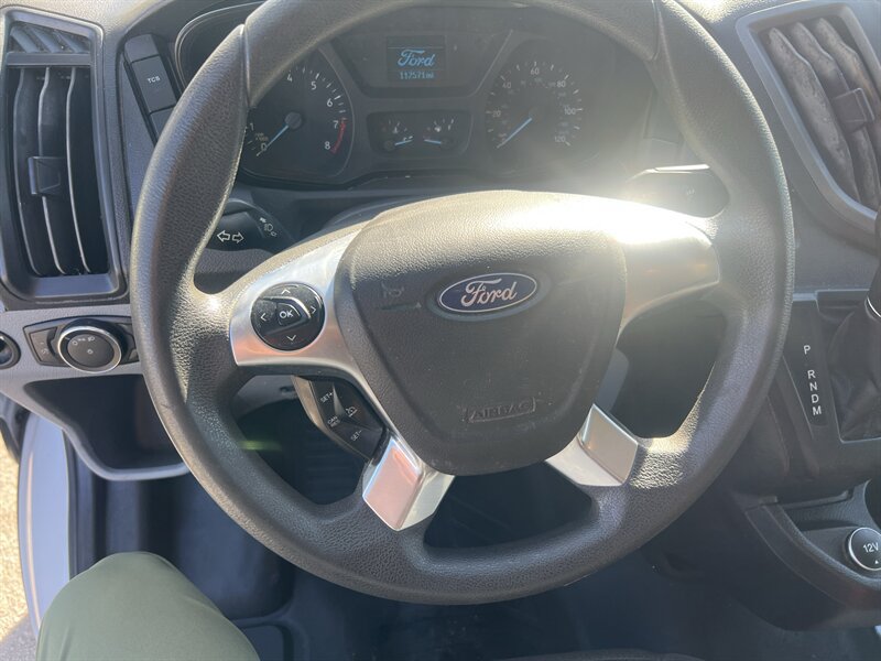 Used 2018 Ford Transit 250 130 Low Roof w/ Exterior Upgrade Package RWD image 16