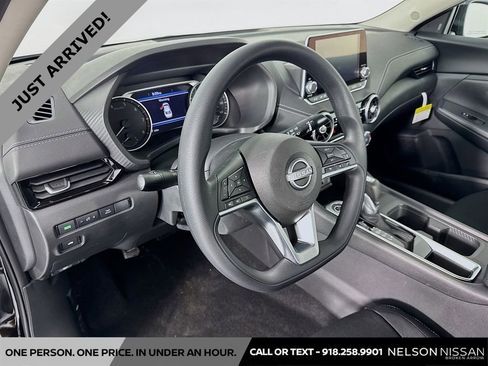 Certified 2025 Nissan Sentra SV w/ Trunk Package image 9