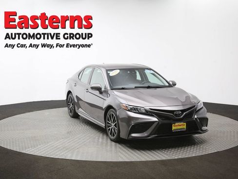Used 2022 Toyota Camry SE image 50