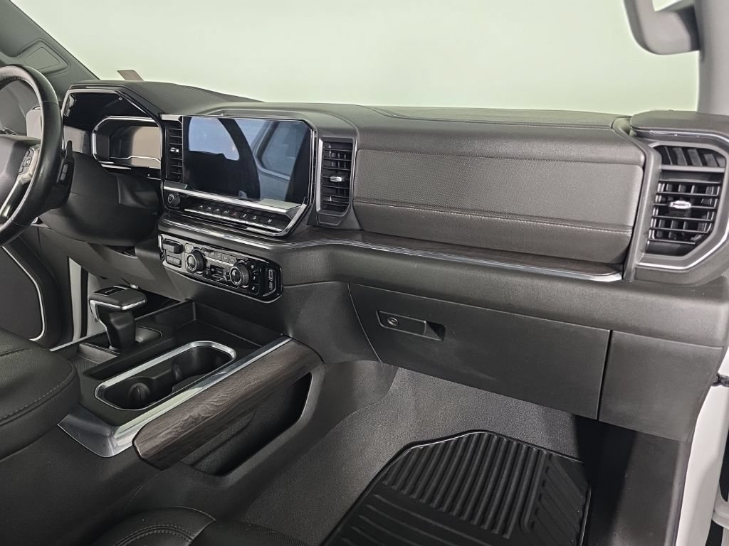 Used 2023 Chevrolet Silverado 1500 LTZ w/ LTZ Convenience Package II AWD/4WD image 37