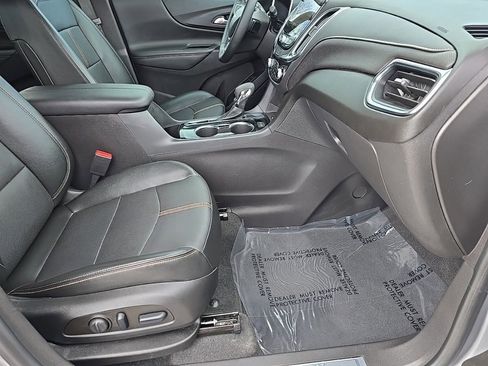 Used 2024 Chevrolet Equinox Premier image 40