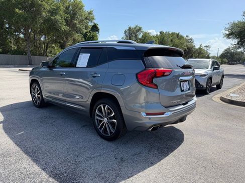 Used 2019 GMC Terrain Denali w/ Comfort Package FWD image 6