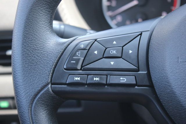 Used 2025 Nissan Sentra S FWD image 13