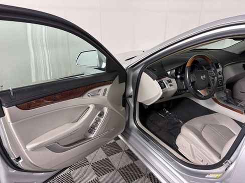 Used 2011 Cadillac CTS Luxury AWD/4WD image 10