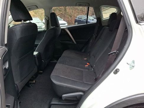 Used 2017 Toyota RAV4 LE w/ Carpet Mat Package image 12