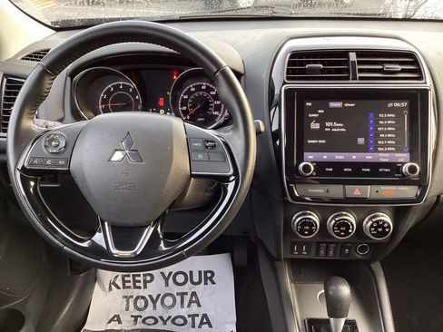 Used 2021 Mitsubishi Outlander Sport SE FWD image 14
