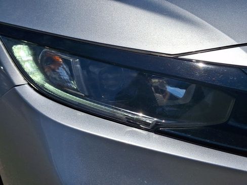 Used 2021 Honda Civic Sport image 11
