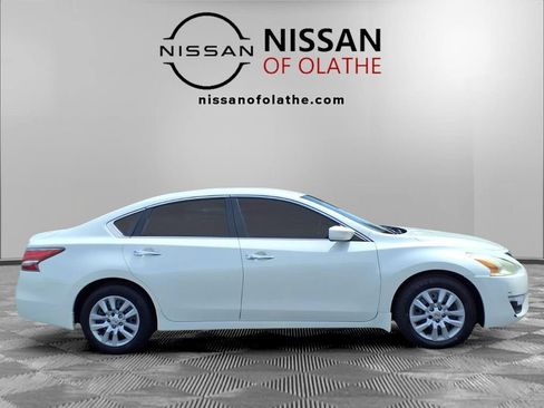 Used 2014 Nissan Altima 2.5 S FWD image 24