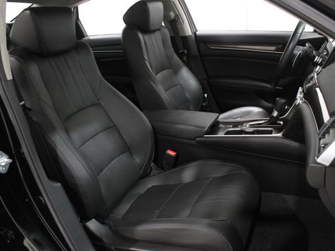 Used 2021 Honda Accord Sport Special Edition image 16