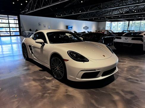 Used 2023 Porsche 718 Cayman S w/ Sport Chrono Package RWD image 7