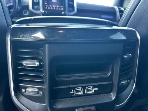 Used 2019 RAM 1500 Laramie w/ Sport Appearance Package AWD/4WD image 23