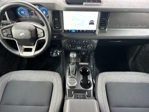 Used 2025 Ford Bronco Big Bend image 13