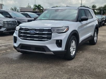 New 2026 Ford Explorer Active w/ Active Comfort Package